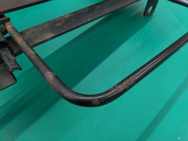 Kawai Manufacturing Co., Ltd.
Seat rail
Vivio
Driver side