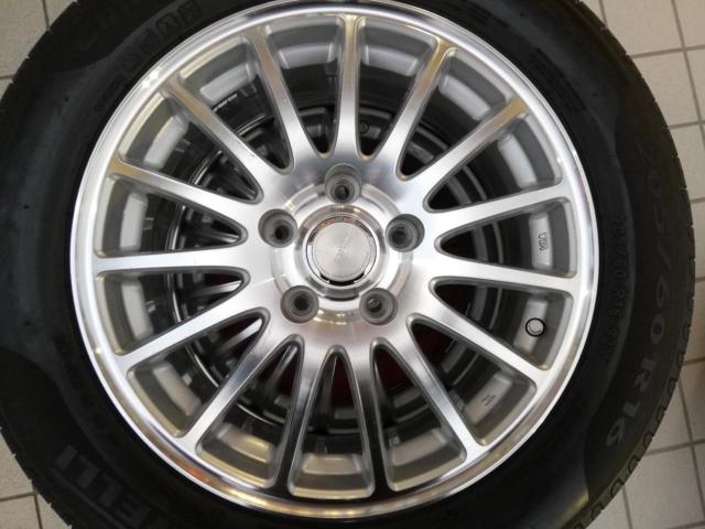 BRIDGESTONE ECO
FORME (Eco-form)
Spoke wheels