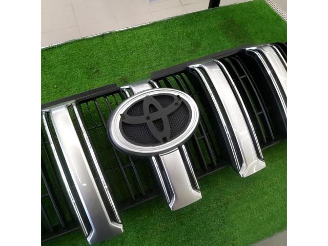 Toyota genuine
Front grille
Prado
150 system
Medium term