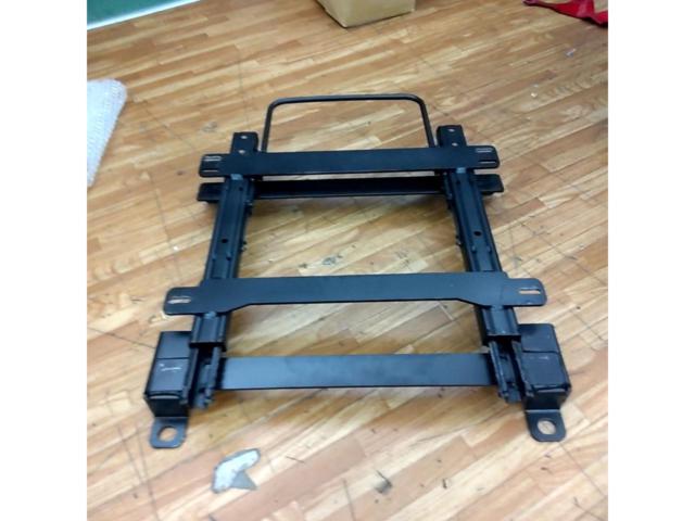 Kawai Manufacturing HA36 Alto Turbo RS/Works
Reclining seat rail for RECARO seats, driver's side