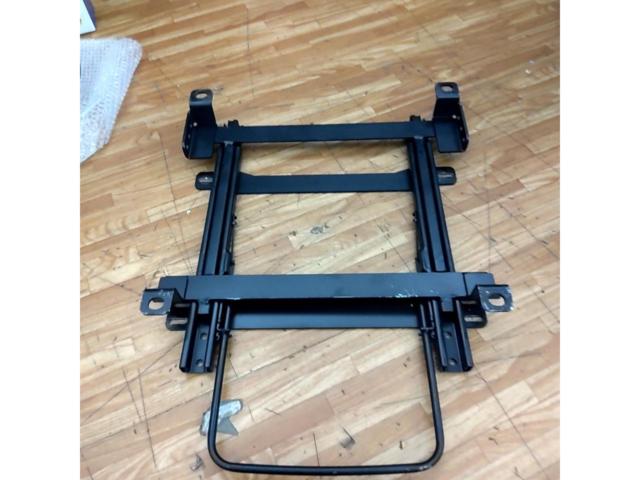 Kawai Manufacturing HA36 Alto Turbo RS/Works
Reclining seat rail for RECARO seats, driver's side