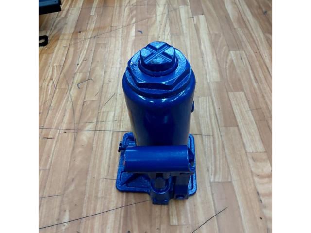 Astro Products
5 tons
Bottle jack