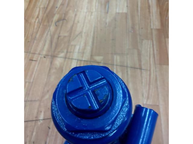 Astro Products
5 tons
Bottle jack