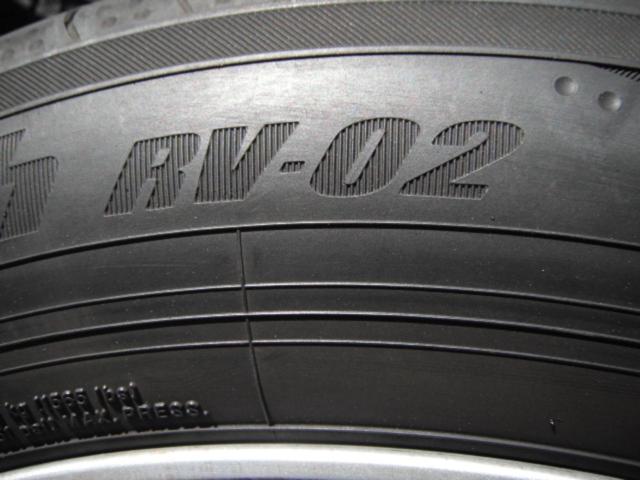 YOKOHAMA
BluEarth
RV-02
Tires only sold