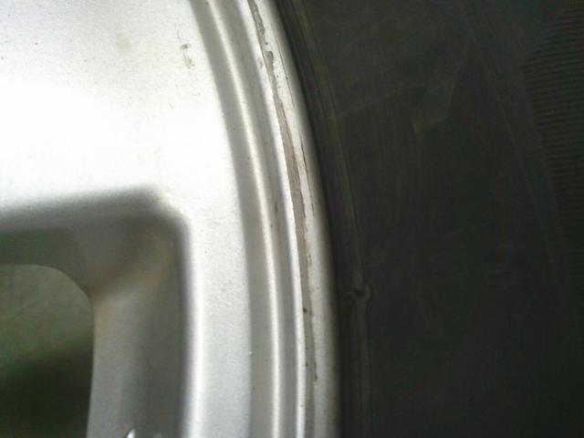 BRIDGESTONE
BLIZZAK
VRX2
+
Daihatsu
Move original wheel
