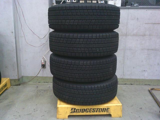 DUNLOP WINTERMAXX SJ8+ + weds VELVA SPORT
