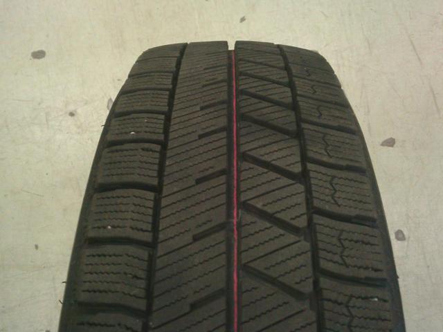 BRIDGESTONE
BLIZZAK
VRX3
+
TOPY
LVF2