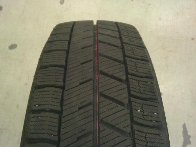 BRIDGESTONE
BLIZZAK
VRX3
+
TOPY
LVF2