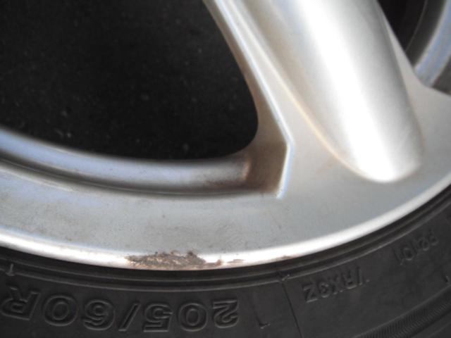 BRIDGESTONE BLIZZAK VRX3 + BMW R60ミニクロスオーバー純正ホイール