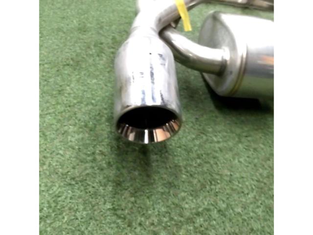HKS
Super
Sound
Master
(Dual-exit sports muffler)