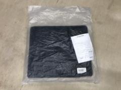 Unused item

Toyota genuine
Rug
[
40 Series Vellfire
