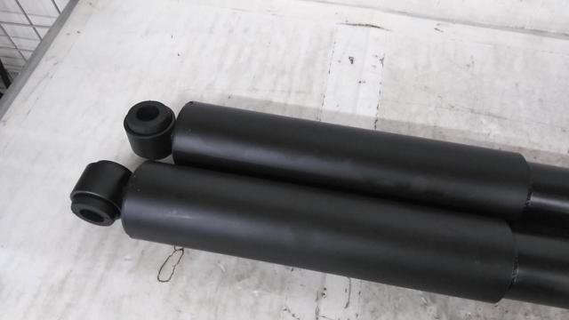 Rear only: Toyota genuine parts
Rear shock absorber