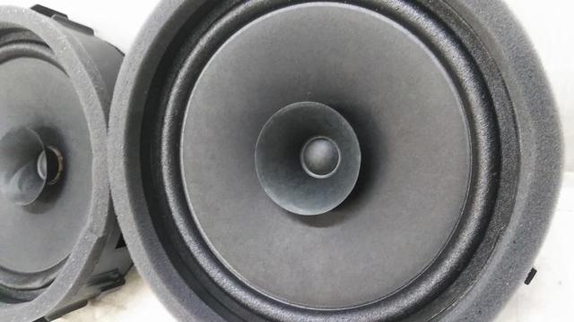 2-piece Mitsubishi genuine part
Door embedded speaker