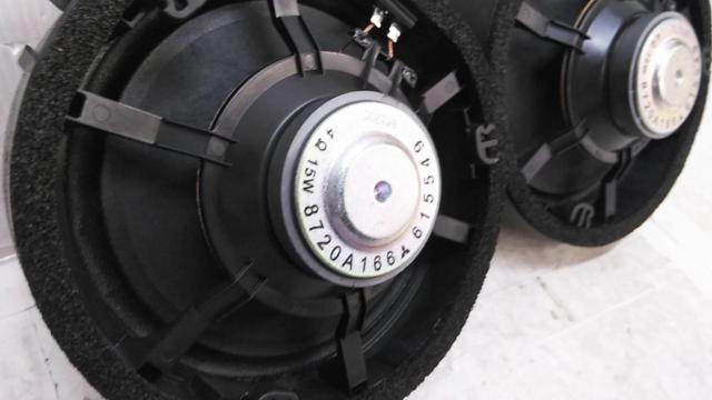 2-piece Mitsubishi genuine part
Door embedded speaker