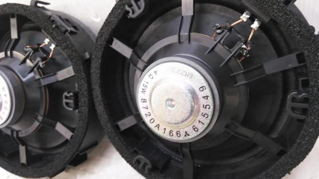 2-piece Mitsubishi genuine part
Door embedded speaker