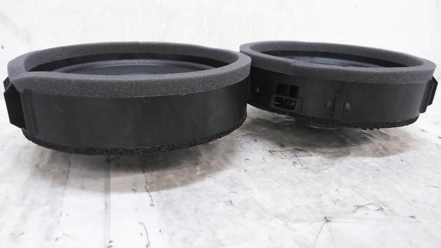 2-piece Mitsubishi genuine part
Door embedded speaker