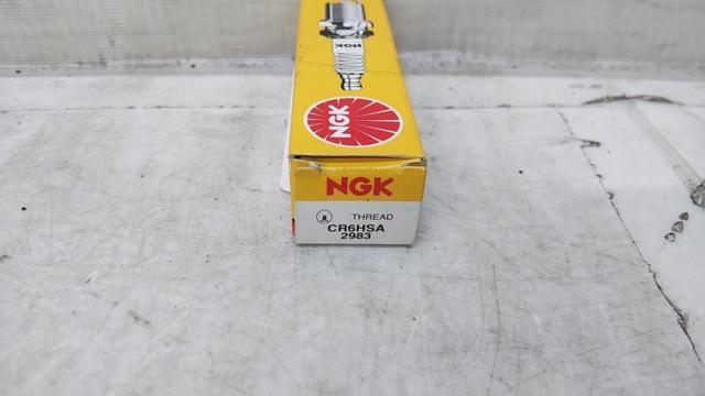 NGK CR6HSA 2983 スパークプラグ
