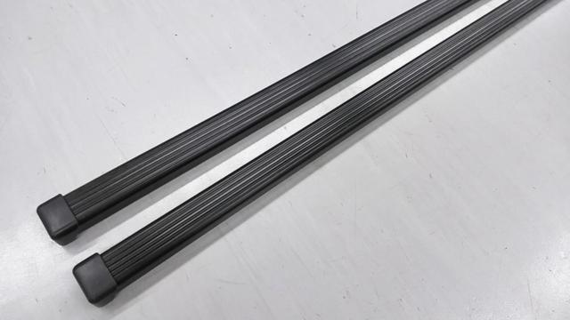TOYOTA純正 THULE キャリアバー+フットセット