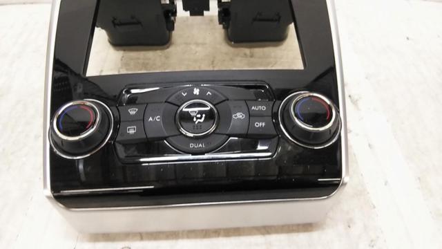 SUBARU純正 オーディオパネル+エアコン操作スイッチ+エアコン吹き出し口パネル