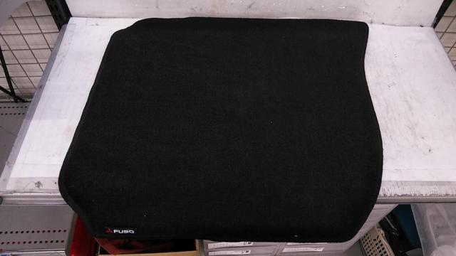 【2分割】FUSO純正 フロアマット