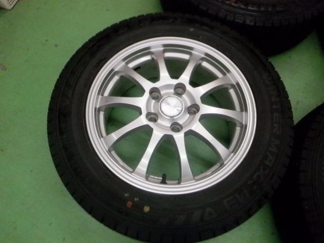 3Stranger 10本スポーク + DUNLOP WINTERMAXX03 WM03