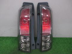 SUZUKI ekスポーツ/H81W 純正テールレンズ