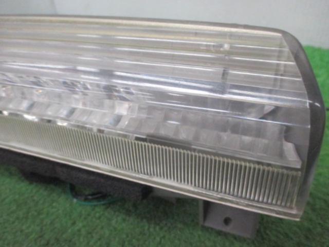 TOYOTA アルファード/10系 ハイマウントレンズ