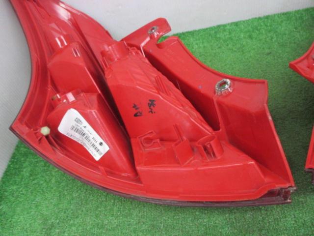 SUZUKI スイフト/ZC72 純正テールレンズ