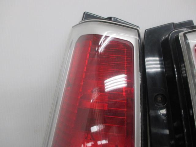 SUZUKI ワゴンR/MH21S純正テールレンズ