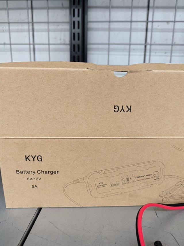 KYG バッテリーチャージャー