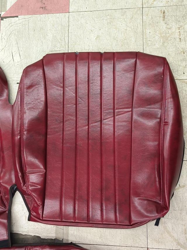 Jimny Nomad
Rear seat cover
Without headrest