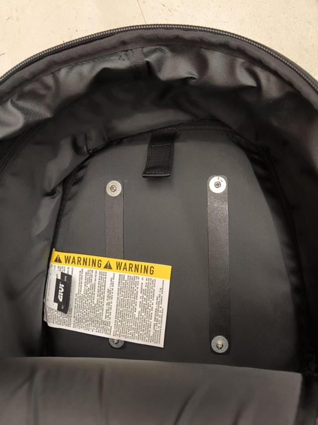 GIVI TLB20 テールロックバッグ(20L)