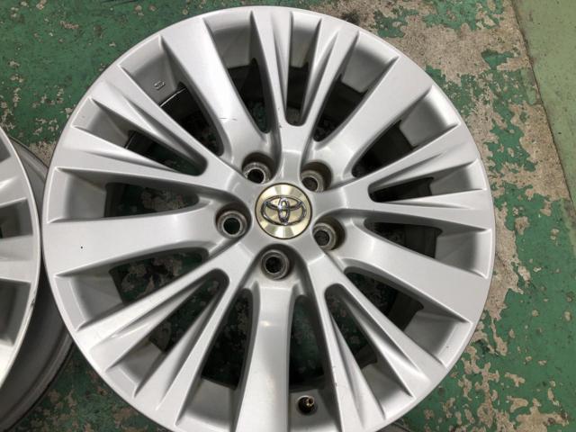 Toyota
20 system
Alphard Vellfire
Late version
Genuine
Wheel