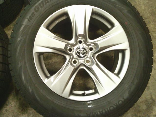 YOKOHAMA iceGUARD IG70 + トヨタ RAV4後期 純正ホイール