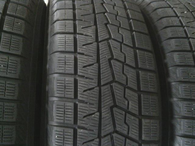 YOKOHAMA iceGUARD IG70 + トヨタ RAV4後期 純正ホイール