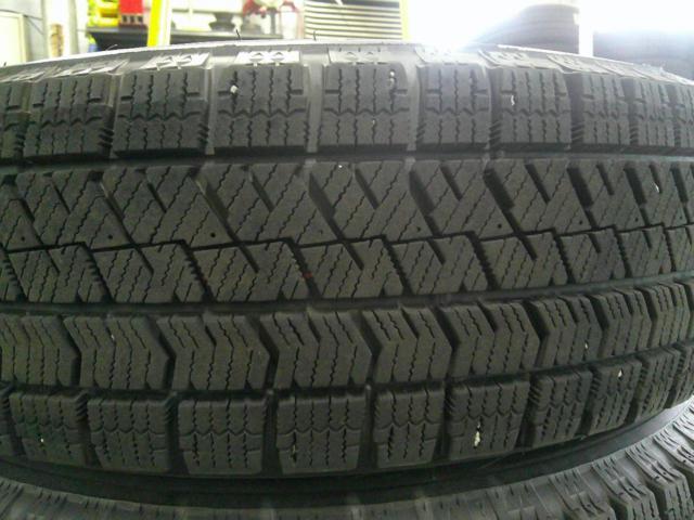 BRIDGESTONE BLIZZAK VRX2 + INTER MILANO  AZ sports RC-10
