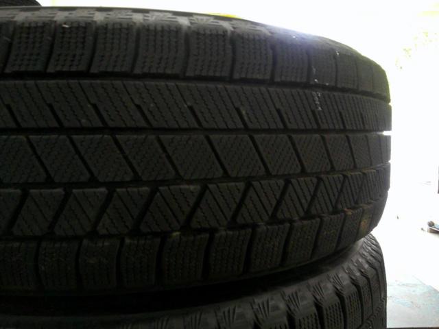 BRIDGESTONE
BLIZZAK
VRX3
+
weds
JOKER
SHOTT