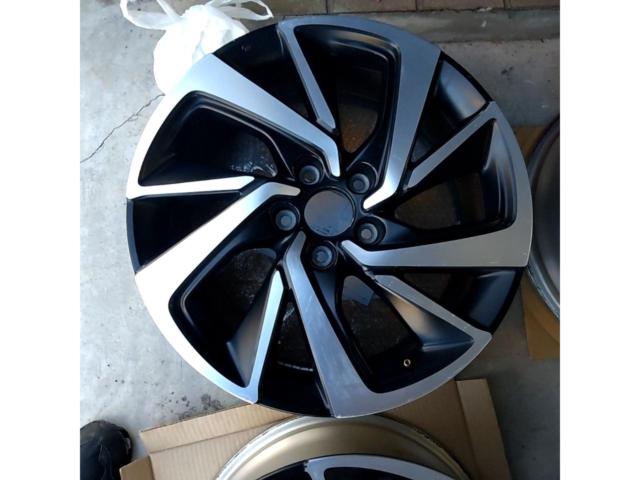 Honda genuine
Set of 4 genuine wheels for Honda Vezel (RU series) RS.