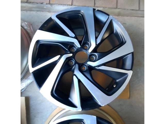Honda genuine
Set of 4 genuine wheels for Honda Vezel (RU series) RS.