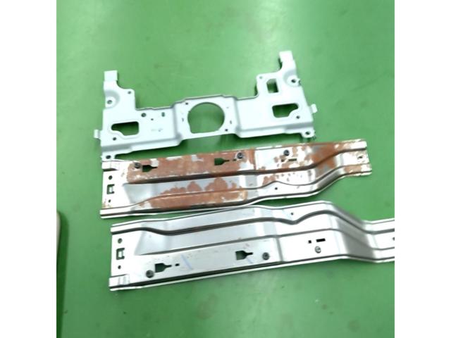 *Sold as is* Genuine Nissan E52 Elgrand flip-down monitor