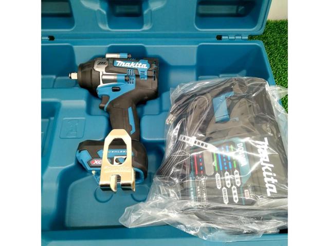 Makita Corporation
Rechargeable impact wrench
TW007GRDX