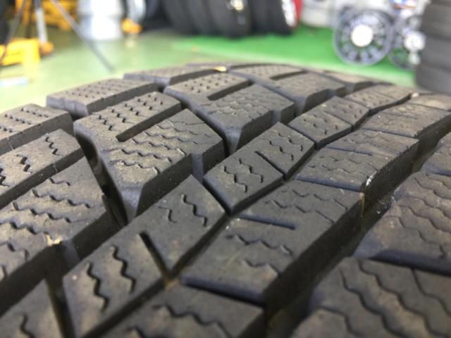 A-TECH (Etekku)
SCHNEIDER
+
DUNLOP (Dunlop)
WINTERMAXX
SJ8