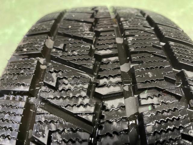 Subaru genuine (SUBARU)
Legacy Outback
Original wheel
+ MAXTREK
M7