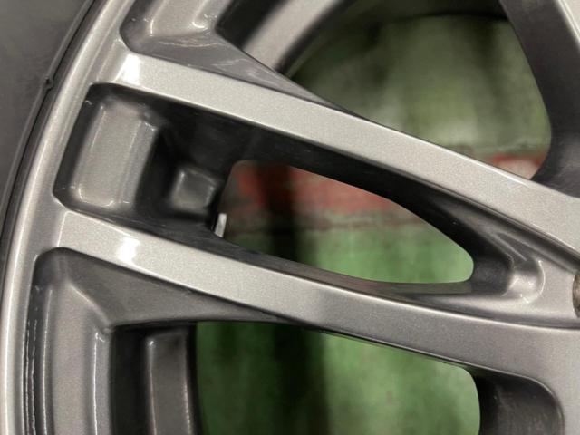 weds (Weds)
VELVA
+
BRIDGESTONE (Bridgestone)
BLIZZAK
VRX3