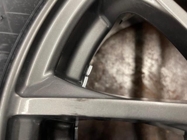 weds (Weds)
VELVA
+
BRIDGESTONE (Bridgestone)
BLIZZAK
VRX3