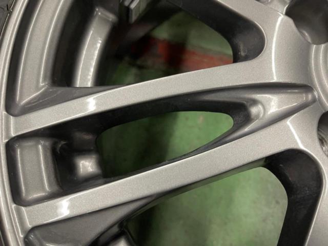 weds (Weds)
VELVA
+
BRIDGESTONE (Bridgestone)
BLIZZAK
VRX3