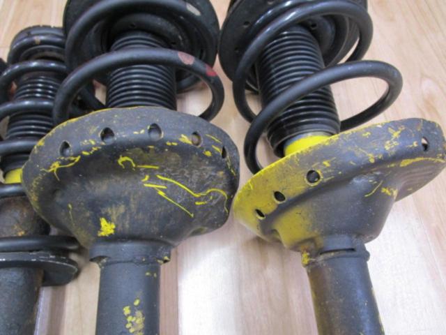 Wakeari
SUBARU
Made by Bilstein
Genuine suspension kit Legacy Touring Wagon / BP5