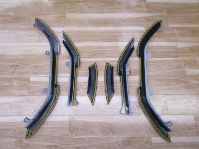 Unused MODELLISTA
Overfender Land Cruiser 250
