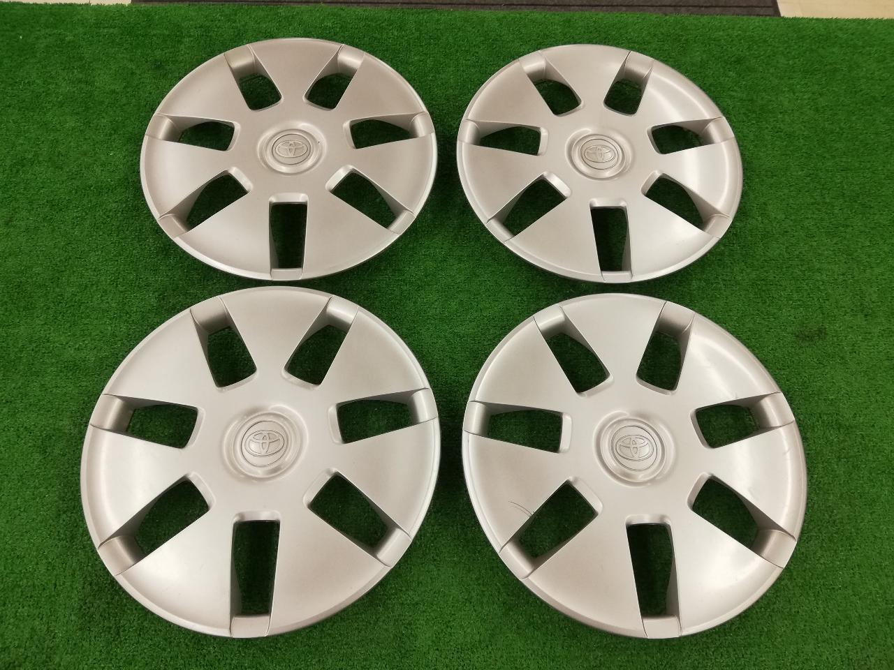 Toyota genuine 12-inch
Wheel cap