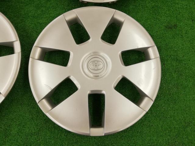 Toyota genuine 12-inch
Wheel cap